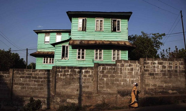 maisons planche freetown sierra leone (19)