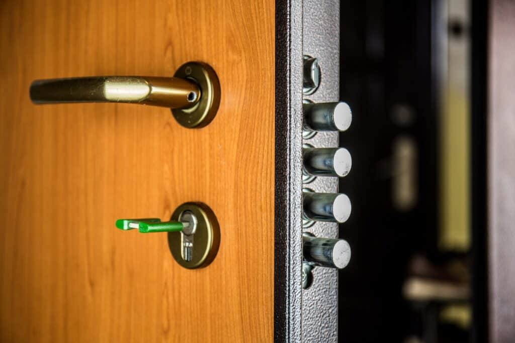avantages porte blindée maison
