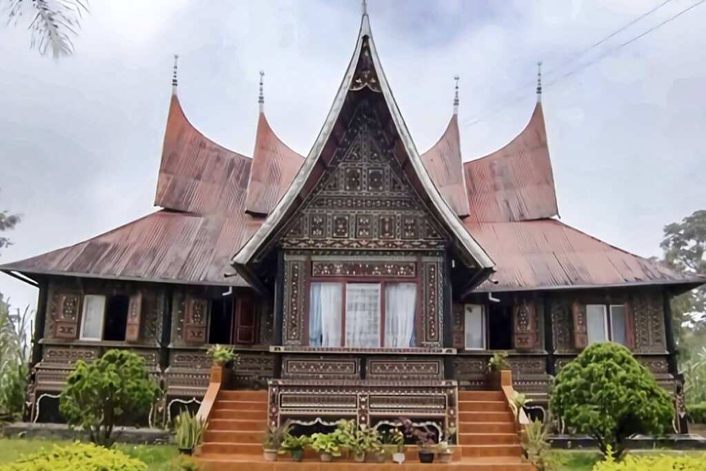 façade de rumah gadang