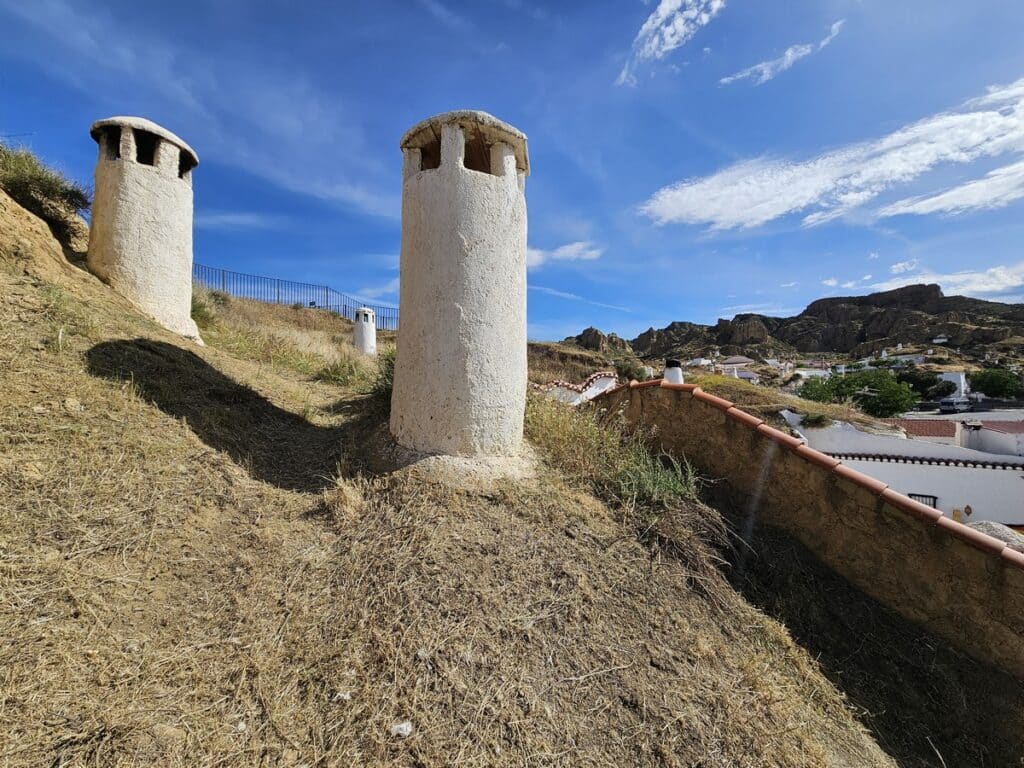 cheminées maisons troglodytes Guadix