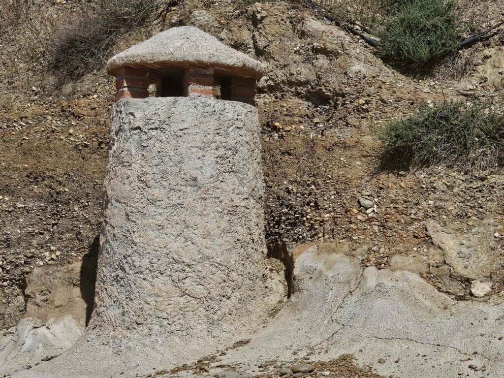 cheminée maison troglodyte Guadix