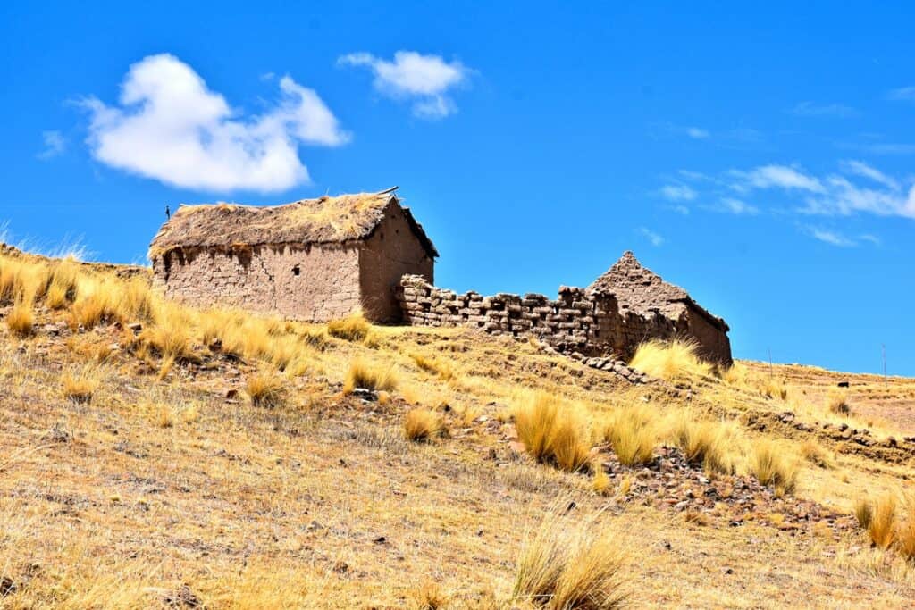 maisons quechuas pérou