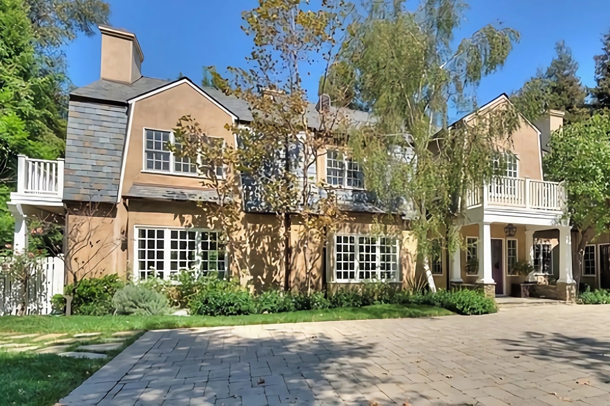 La nouvelle maison d'Adèle :à Berverly Hills