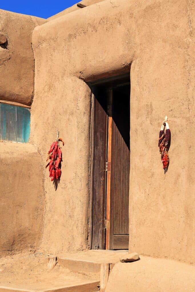 porte maison Taos Pueblo