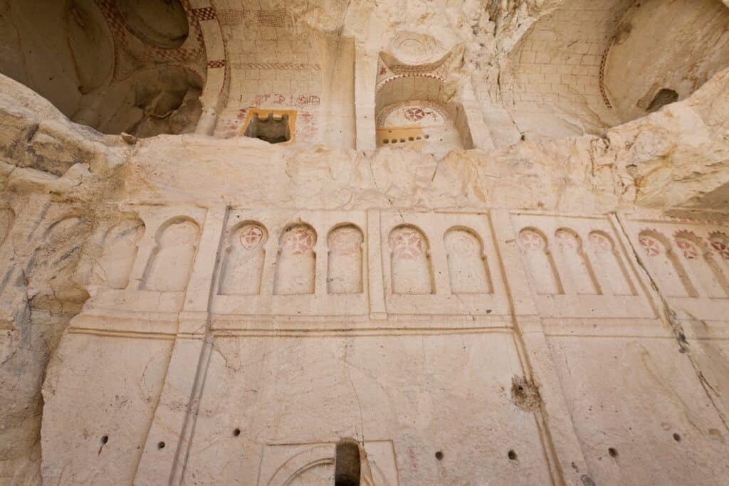 église troglodyte à Göreme