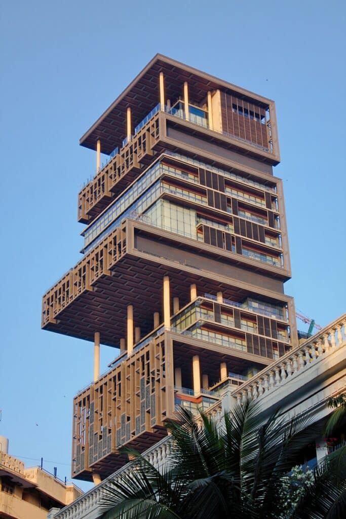 tour d'antilia