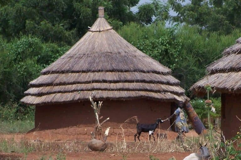 Hutte Dinka