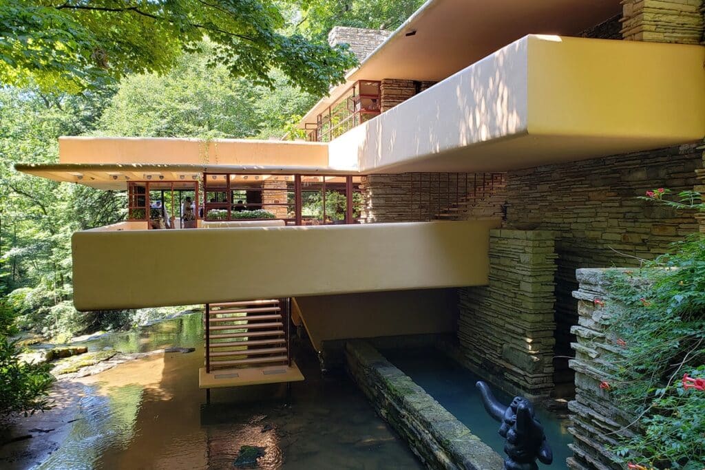 la maisons sur la cascade extérieur