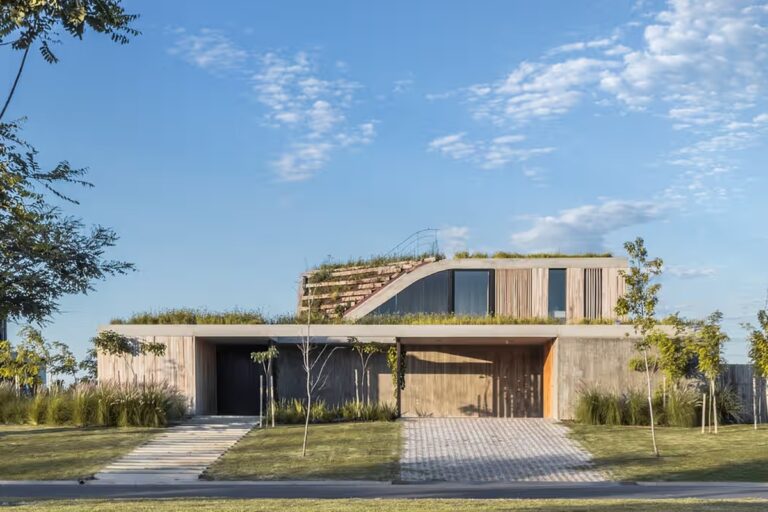 Nirvana House en Argentine