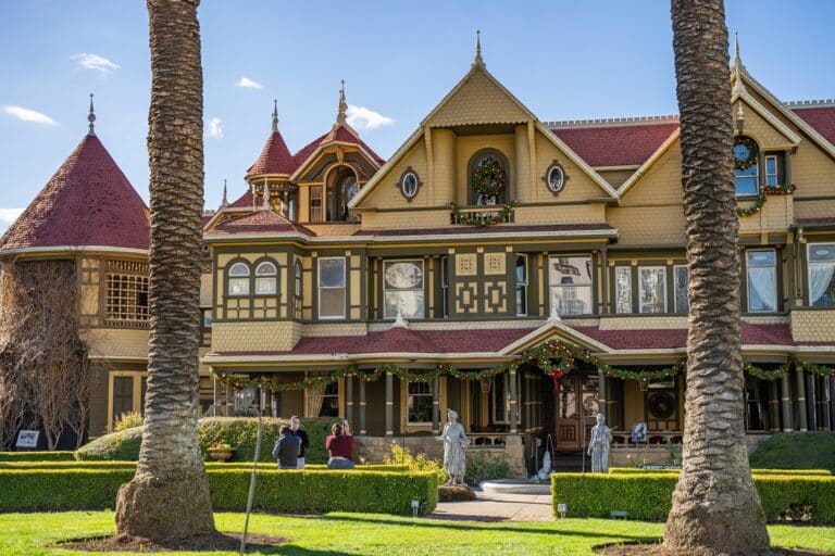 la mystery house de Sarah Winchester