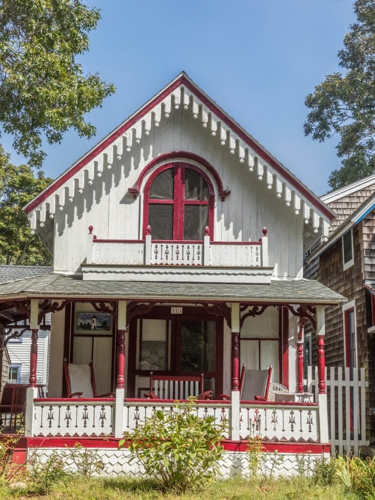 façade d'un ottage Gingerbread à Wesleyan Grove