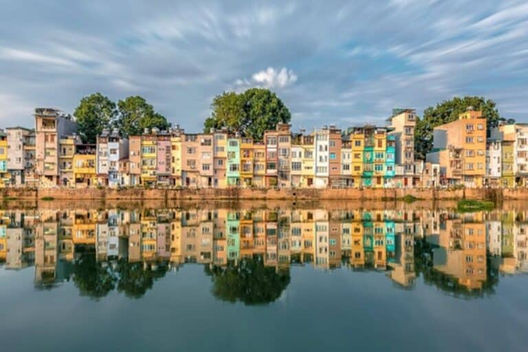 maisons tubes à hanoi