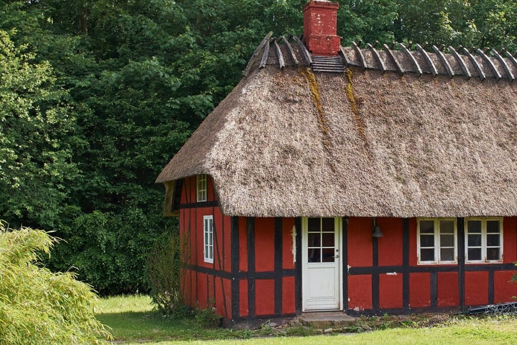 petite maison danoise au toir de chaume