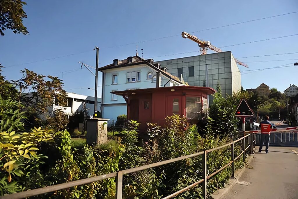 petite maison insolite
