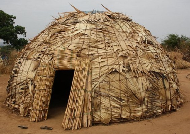 maisons du peuple peul