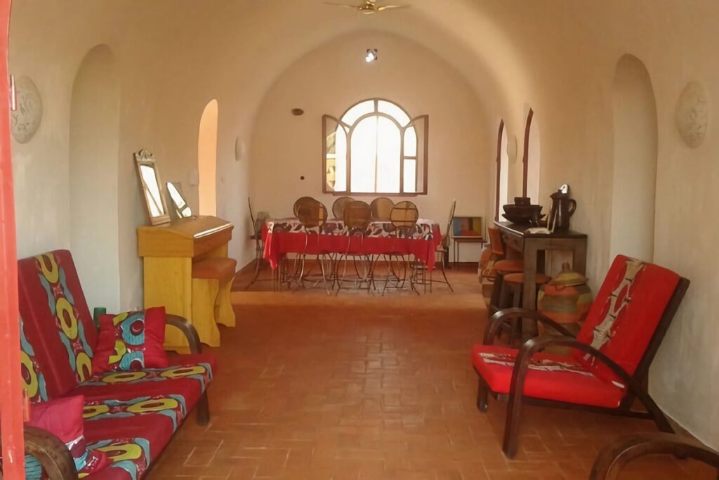intérieur de la maison en voûte nubienne
