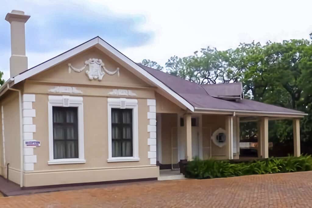 maison coloniale rénovée au Zimbabwe