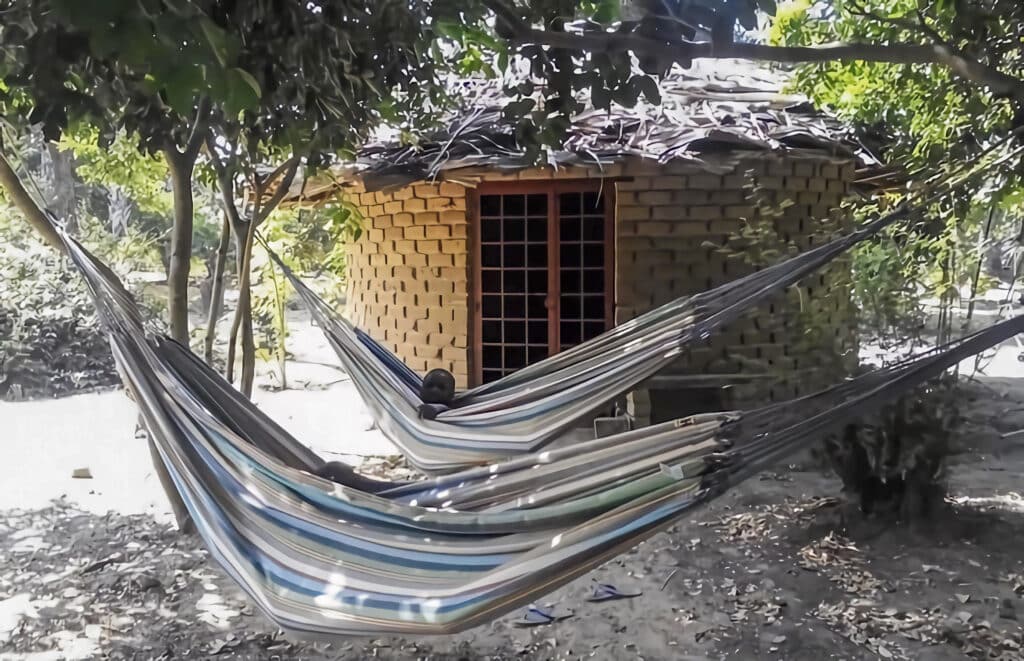hutte en brique de boue