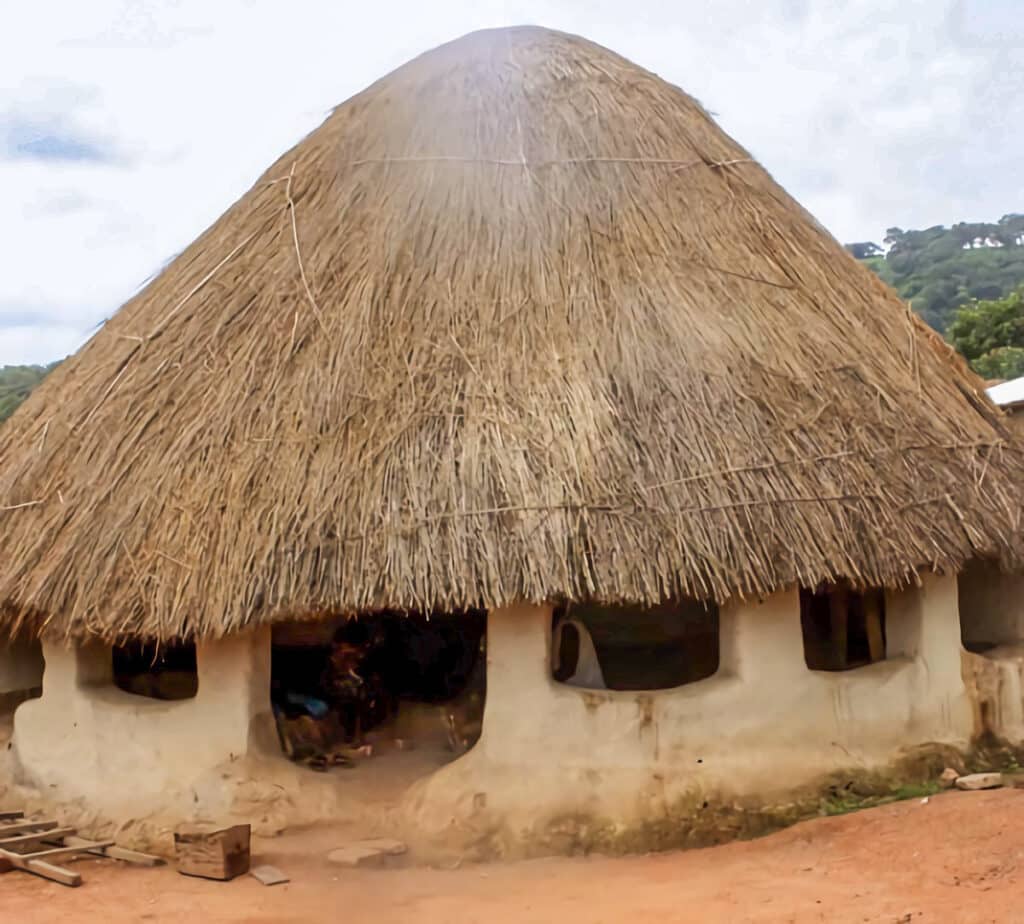 belle hutte en Guinée