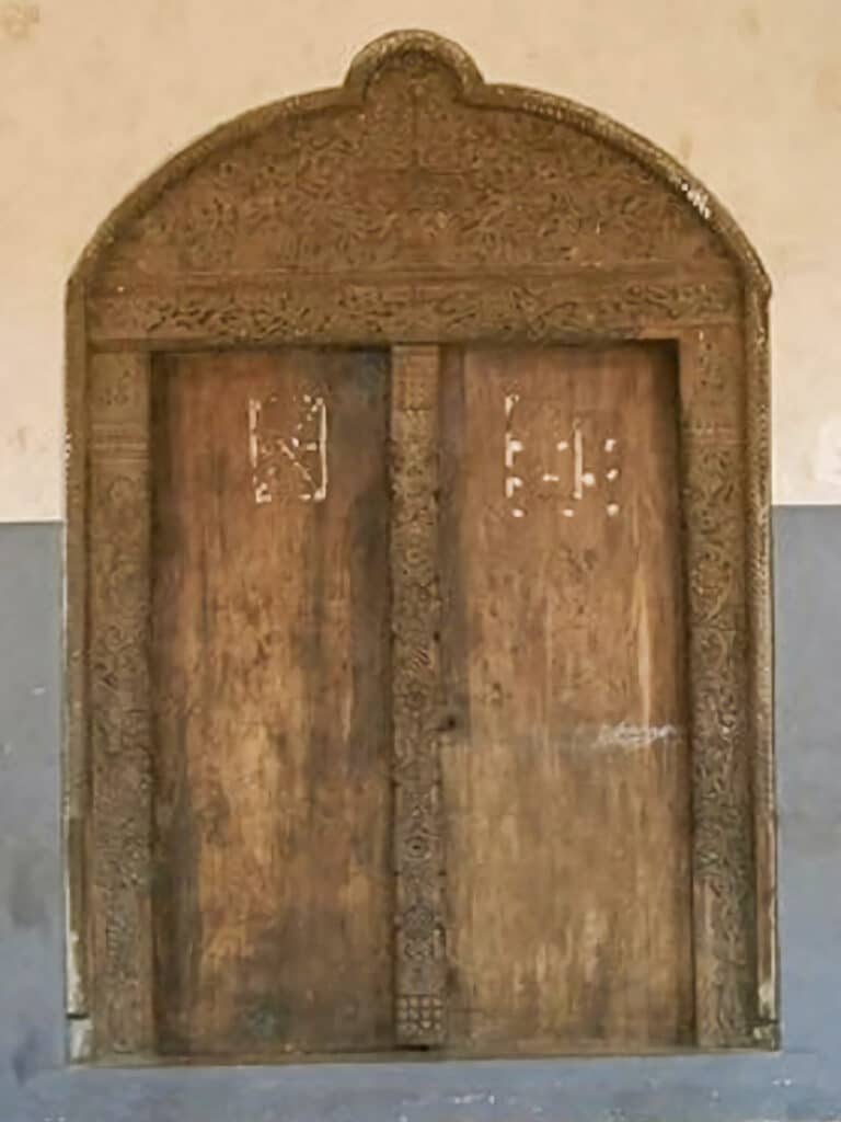 porte sculptée de Lamu