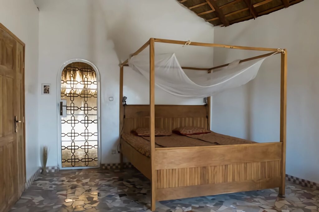 chambre à l'intérieur de la hutte