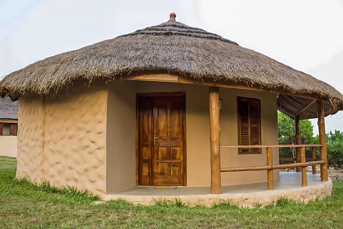 hutte du shama beach resort limited