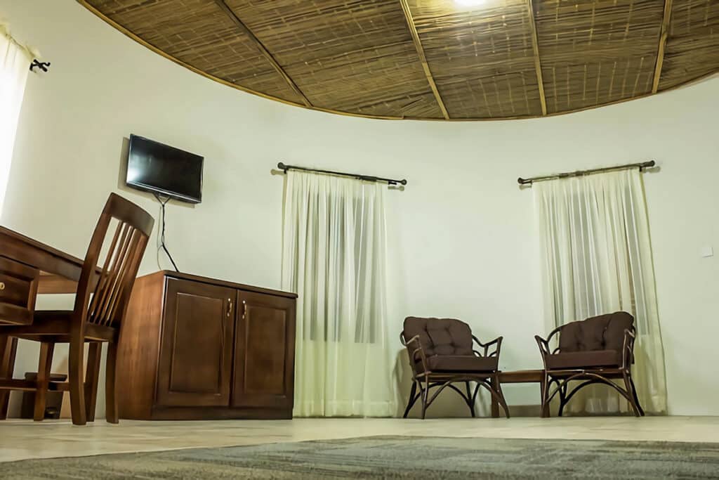 intérieur hutte du shama beach resort limited