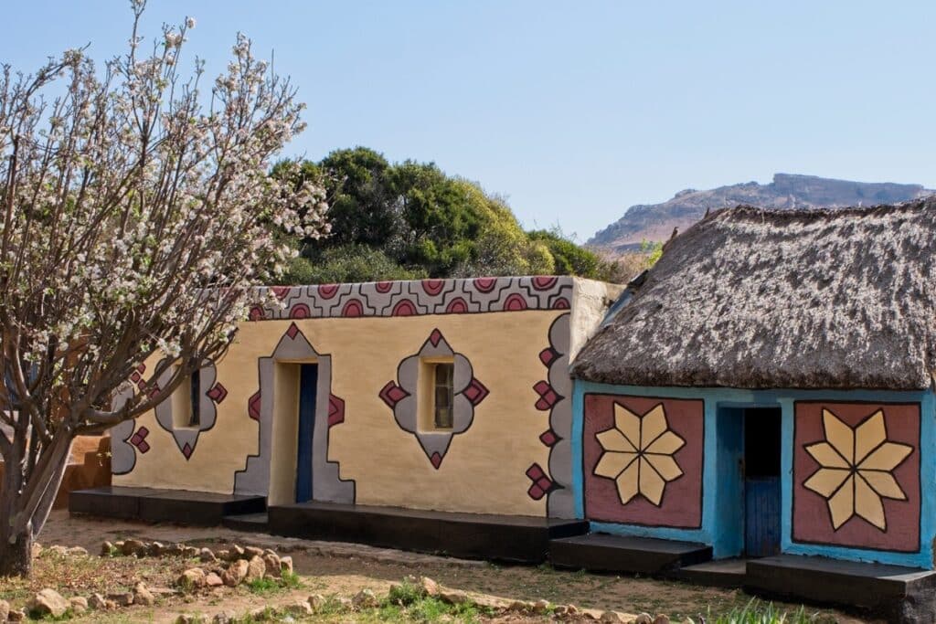 maisons peintes basotho