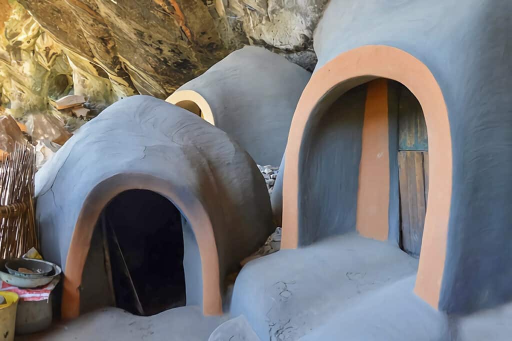 maisons troglodytes de Kome