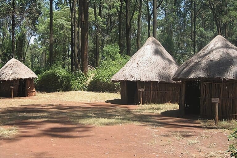 maisons traditionnelles du Kenya