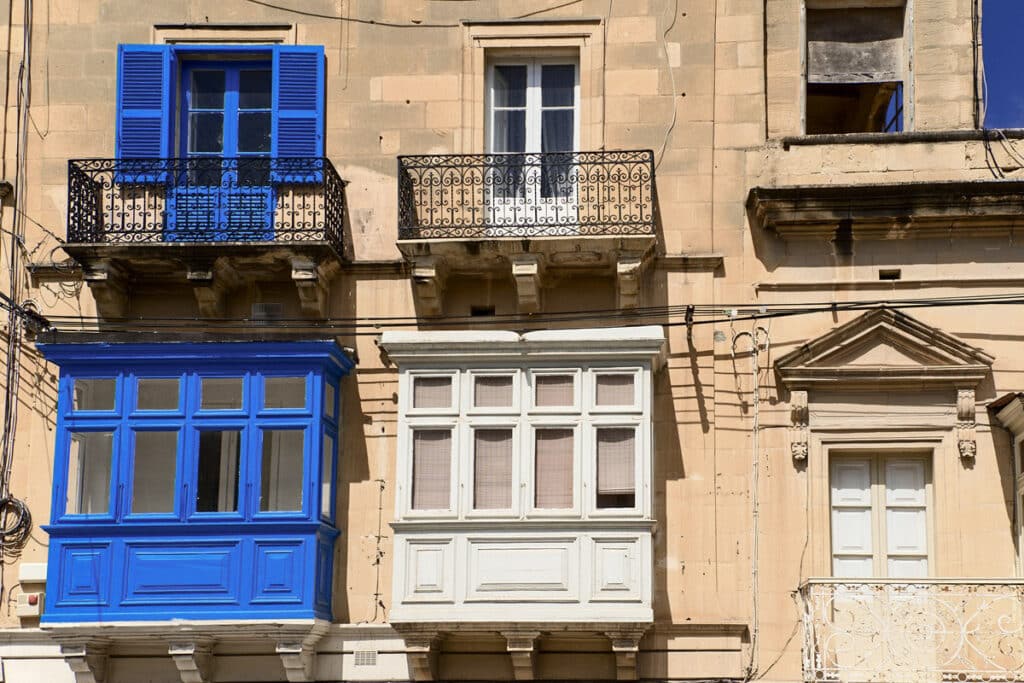 balcons colorés à Malte