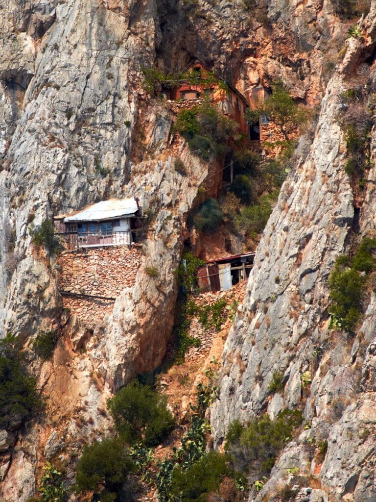 maisons ermite Karoulia