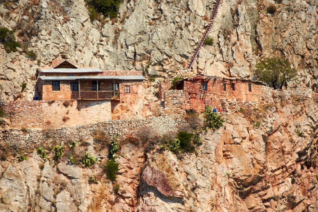 maisons à Karoulia