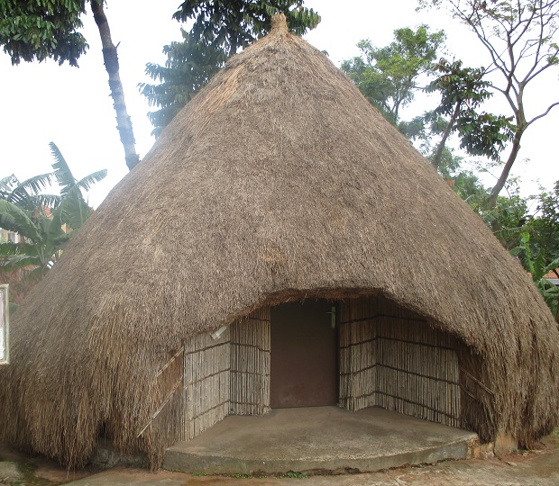 hutte en ouganda