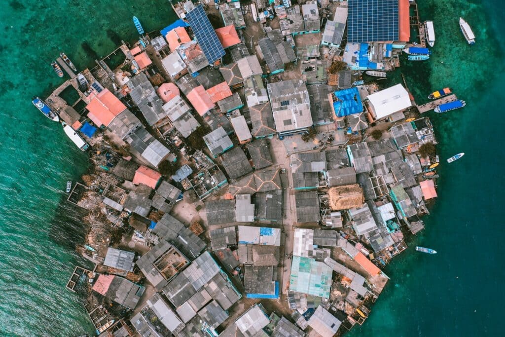 Les toits des maisons de Santa Cruz Del Islote