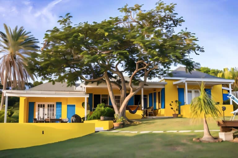 villa colorée à Saint-Paul