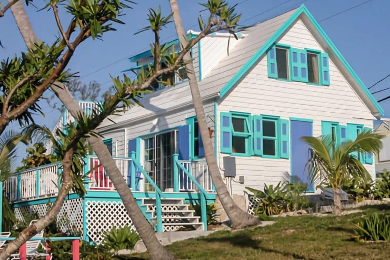 maison clapboard aux Bahamas