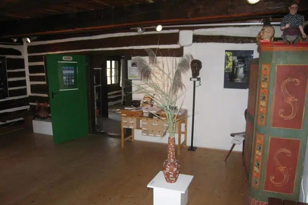 intérieur ferme tchèque traditionnelle