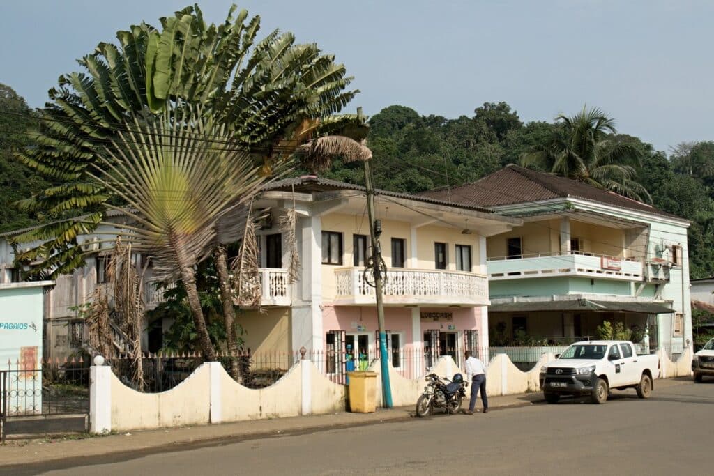 maisons coloniales à santo antonio principe
