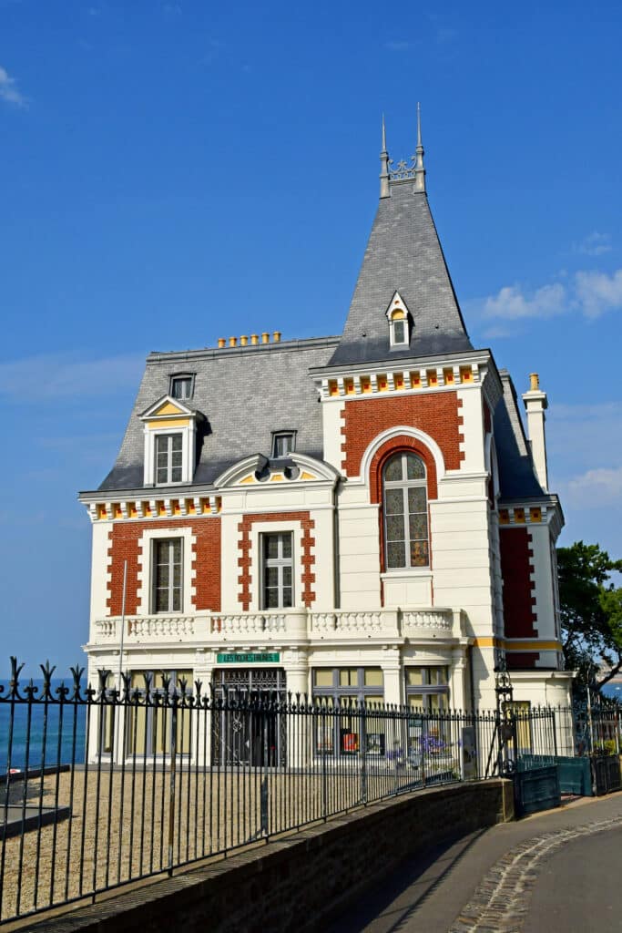villa Roches-Brunes à Dinard