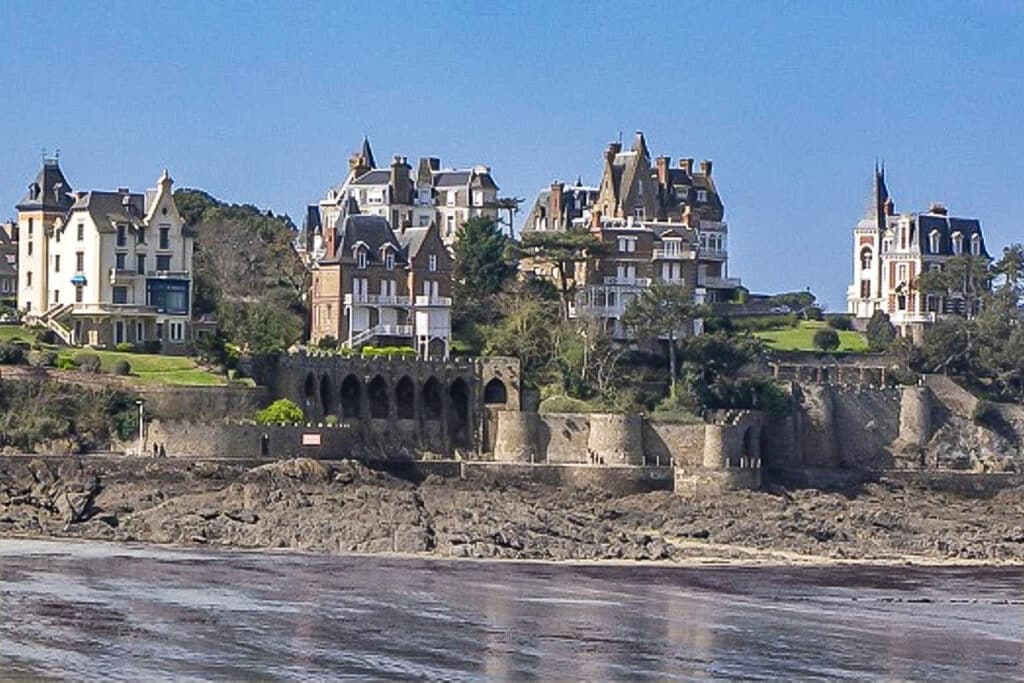villas balnéaires à Dinard