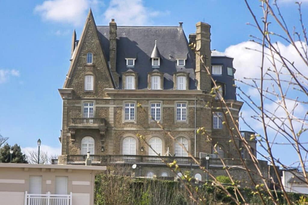 villa balnéaire à Dinard