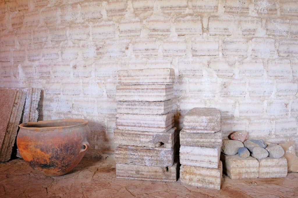 intérieur en briques de sel