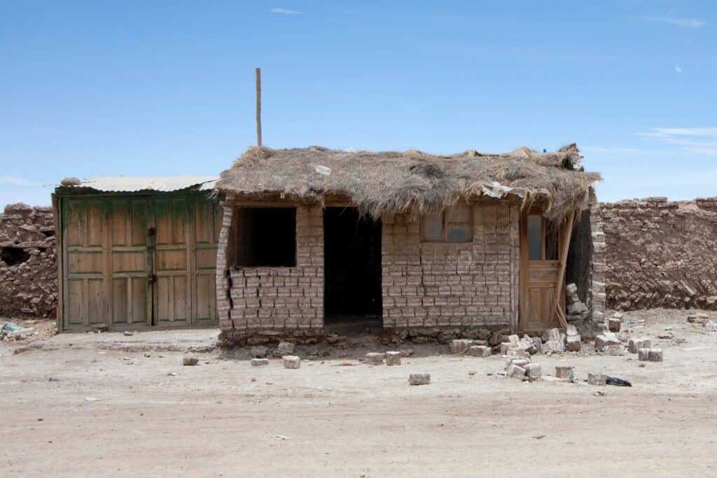 petite maison en briques de sel de Bolivie