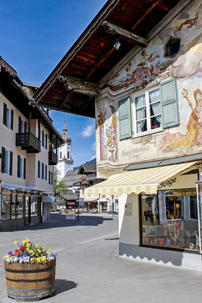 Garmisch-Partenkirchen fresque murale