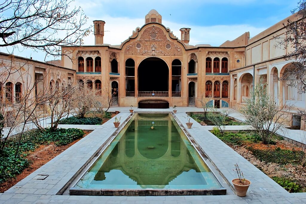 maison persane traditionnelle iranienne