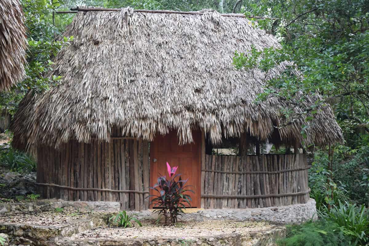 maison traditionnelle maya