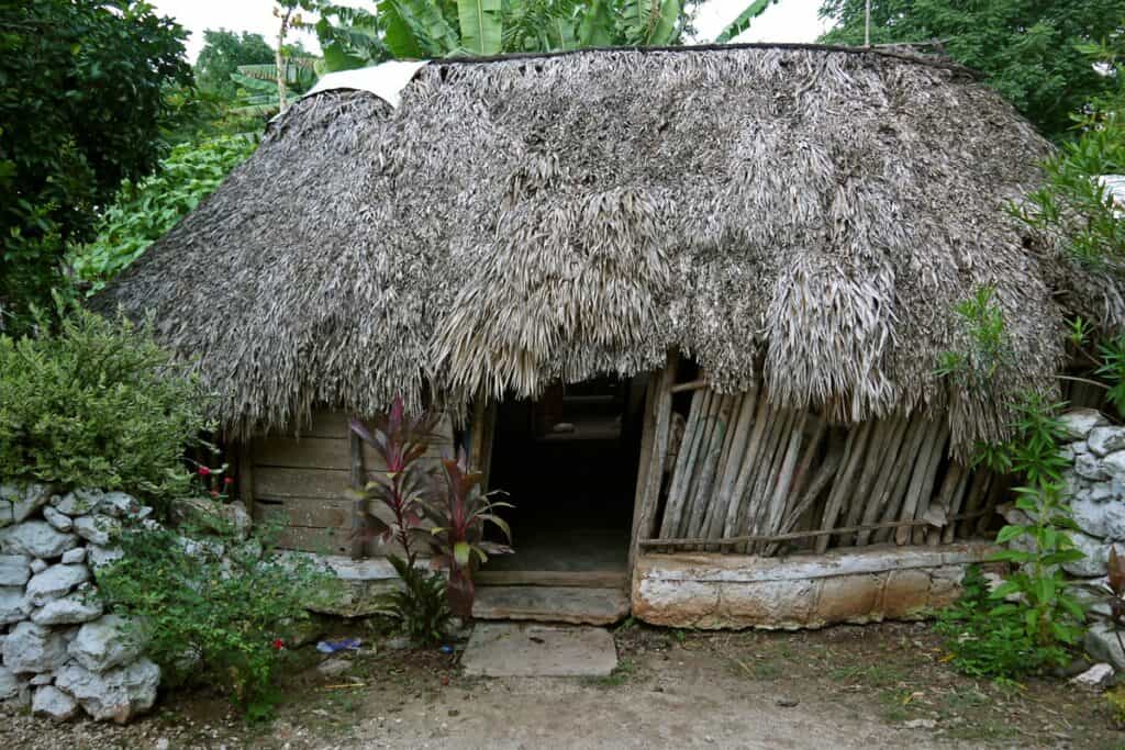 maison traditionnelle maya