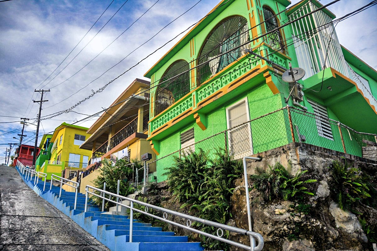 maisons colorées de yauco