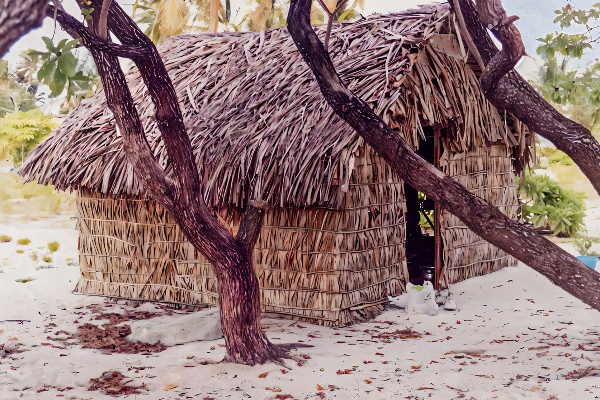 huttes traditionnelles îles Marshall